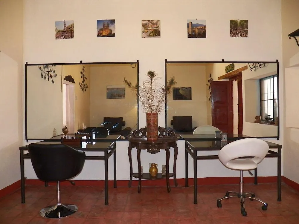 Hotel Ciudad Condal Antigua Guatemala