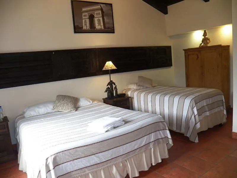 Hotel Ciudad Condal Antigua 3*,  Guatemala