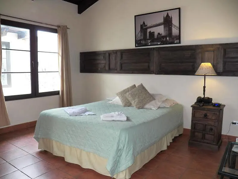 Hotel Ciudad Condal Antigua 3*,  Guatemala